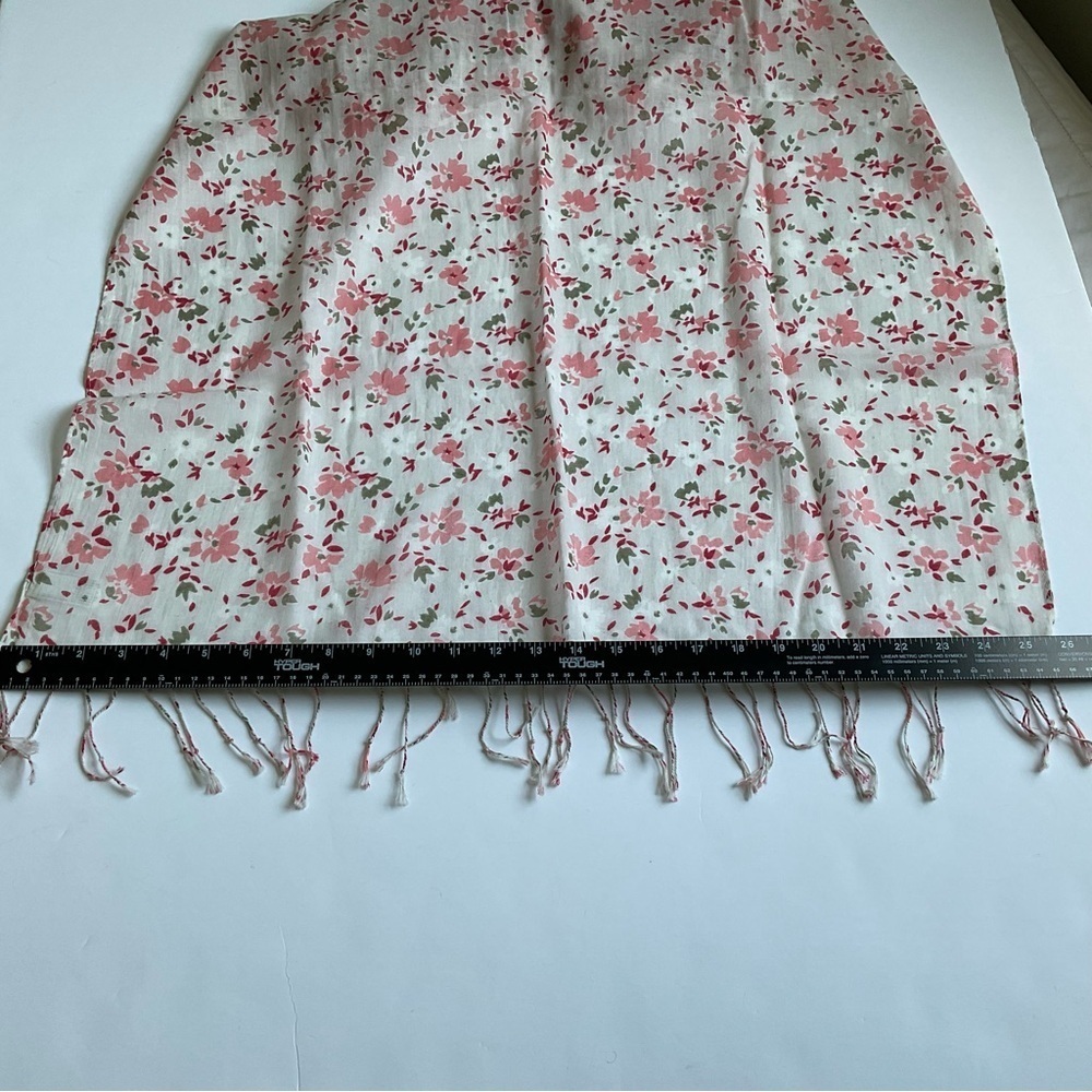 Old Navy Scarf Wrap Floral Cotton Boho Cottagecore Lightweight Neutral Romantic - Picture 2 of 7